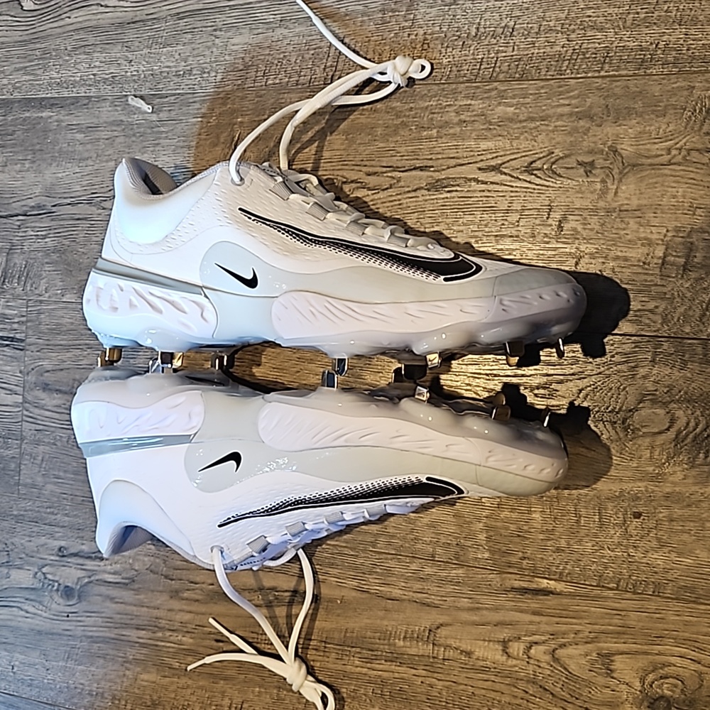 Nike Alpha Huarache Elite 4 Low React Size 14 Cleats. Brand New Without box - Picture 7 of 8
